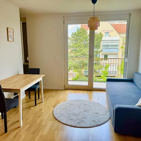 Modern Wn With Balcony * וינר ניודורף